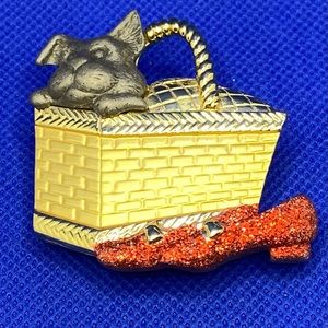 Wizard of Oz Toto in Basket with Red
Ruby Slippers Pin/Broach